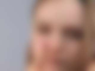 LynetteHeldreth's Live Sex Cam Show
