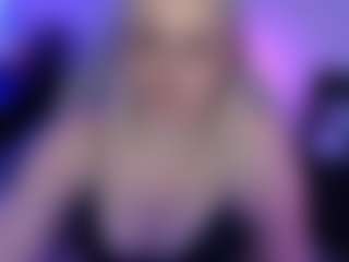 Live cam show with margotrobbie7 - Green Eyes on CamSextacy