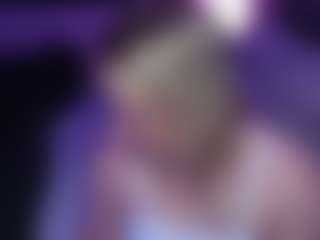 Live cam show with margotrobbie7 - Cute on camwithhim.com