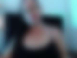 Live cam show with Milly-Sanchez - Middle Aged on CamSodaAdn