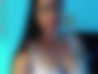 Live cam show with Milly-Sanchez - Amateur Brown Hair on milfzrlive.com