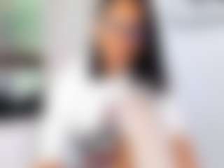 sugarburn MILF webcam performer live streaming