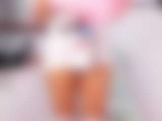 Live cam show with sugarburn - Skinny MILF on Camsoda