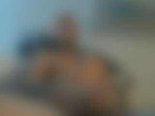 Cloudzz386's Live Sex Cam Show