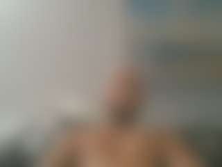 Live cam show with Cloudzz386 - Bald on nudelive.tv