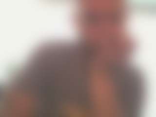 Live cam show with Cloudzz386 - Bald on Milfs Live