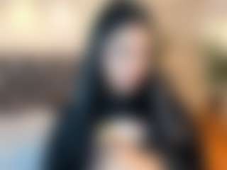 Live cam show with Aida-Jones - Black Dildo on Cam Slut
