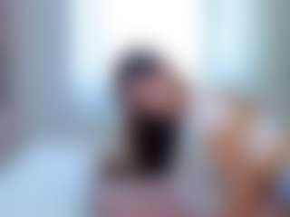 aliceqq's Live Sex Cam Show