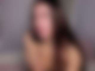 aliceqq's Live Sex Cam Show