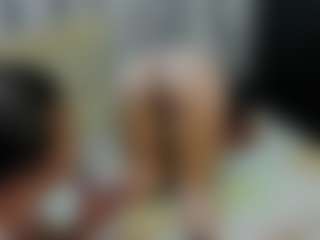Live cam show with ScarletRousee - Facial Piercings on xxxlivecams.org
