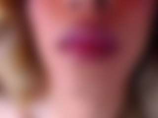 Live cam show with agatha-rodriguez - Drinking on Camming Site
