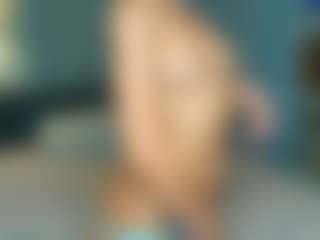 FionaMoore's Live Sex Cam Show