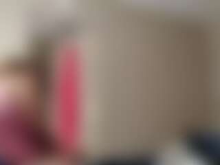 SubmissiveSapphire's Live Sex Cam Show