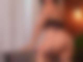 Live cam show with Lia-Mar - Body Massage on Camsoda