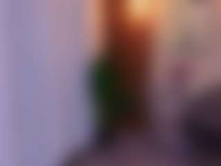 Show de câmera ao vivo com Lia-Mar - Body Massage no Camsoda