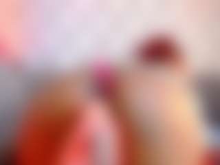 Live cam show with Agata-Grubisic - Red Hair Shaved Pussy on Camming Site