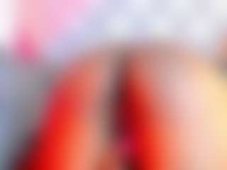 Live cam show with Agata-Grubisic - Cumslut on CamClone