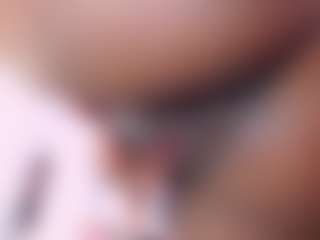 Live cam show with Agata-Grubisic - Black Petite on xfollow cams
