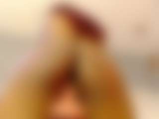 Live cam show with Agata-Grubisic - Skinny on TastyBlacksLive