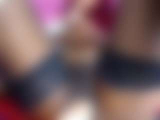 Live cam show with Agata-Grubisic - Black Petite on CSO-WL