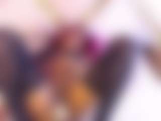 Live cam show with Agata-Grubisic - Small Tits on Lustler