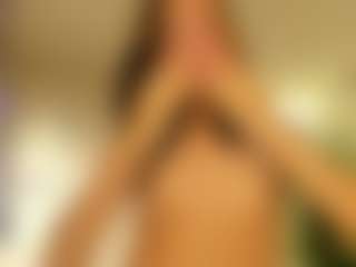 LilyyThea's Live Sex Cam Show