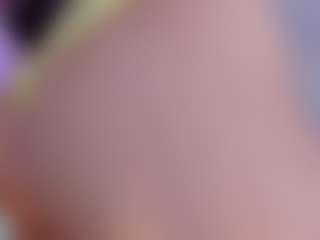 Live cam show with Vivibambi - Blonde Hair Middle Aged on Camsoda