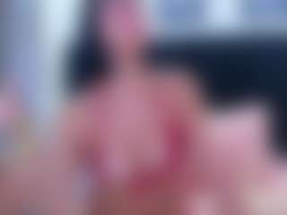cutepetitee MILF webcam performer live streaming