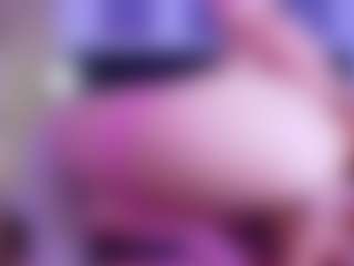 cutepetitee's Live Sex Cam Show