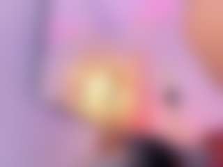 Live cam show with LauraCarther - Squirt on TastyBlacksLive