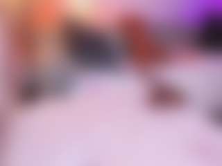 Live cam show with LauraCarther - Big Tits on Camsoda.co