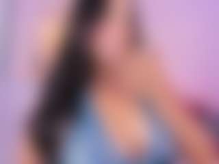 Live cam show with LauraCarther - Petite on sexylive.show