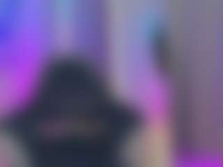 Live cam show with Agnes - Strapon on Dare Cams