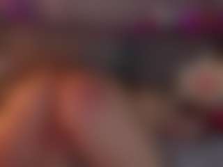 Live cam show with Casey - Tease on milfzrlive.com