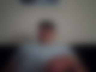 dominic0103's Live Sex Cam Show