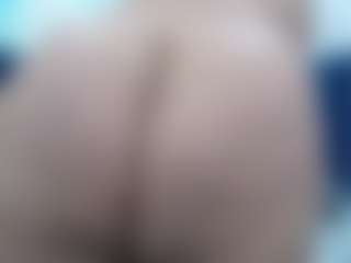 Live cam show with catalella-latina - Butt Plug on livesexfox.com