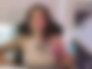 Live cam show with Gaby Manson - Gamer on chickslive.net