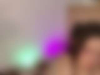 Live cam show with Gaby Manson - Gamer Lovense on fuklive.com