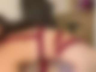 Live cam show with Gaby Manson - Gamer on SxyPornLive