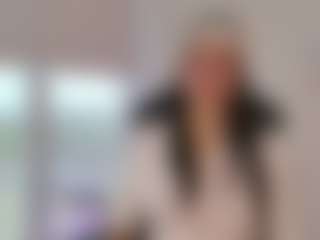 Live cam show with Gaby Manson - Tight on Strip Flash - Live Sex Shows