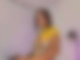 Live cam show with Gaby Manson - Gamer on TastyBlacksLive