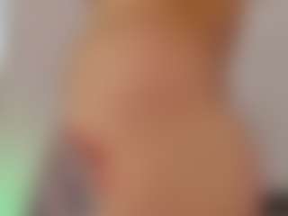 Live cam show with Gaby Manson - Gamer on Camsoda