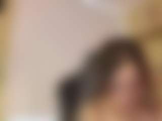 Live cam show with Gaby Manson - Submissive on Camsoda