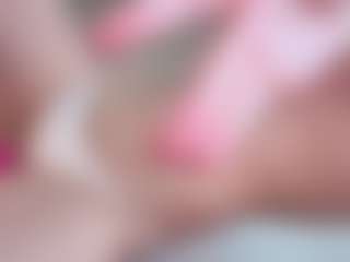 Live cam show with PhilomenaAtcher - Petite on Camsoda