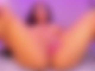 Live cam show with Danna - Ebony on AdultVida.com | colombia