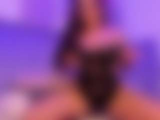 Show en direct avec Danna - Ebony Amateur sur Camsoda