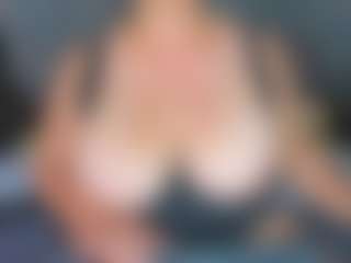 Live cam show with Lady Abby - Huge on Camsoda