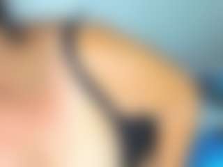 Live cam show with Lady Abby - Huge on intimatelivegirls.com
