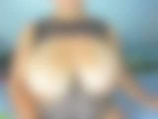 Live cam show with Lady Abby - Huge on madthumbs