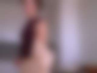 Live cam show with Eli - Asmr on AdultVida.com